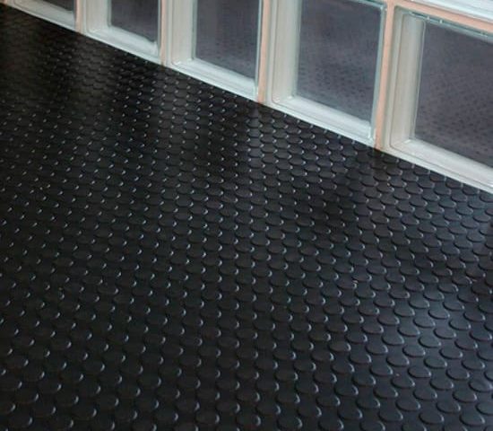 Piso moeda de borracha: a solução ideal para ambientes duráveis e seguros