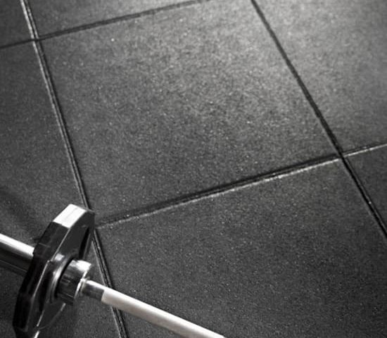 Pisos para crossfit com instalação rápida e limpa